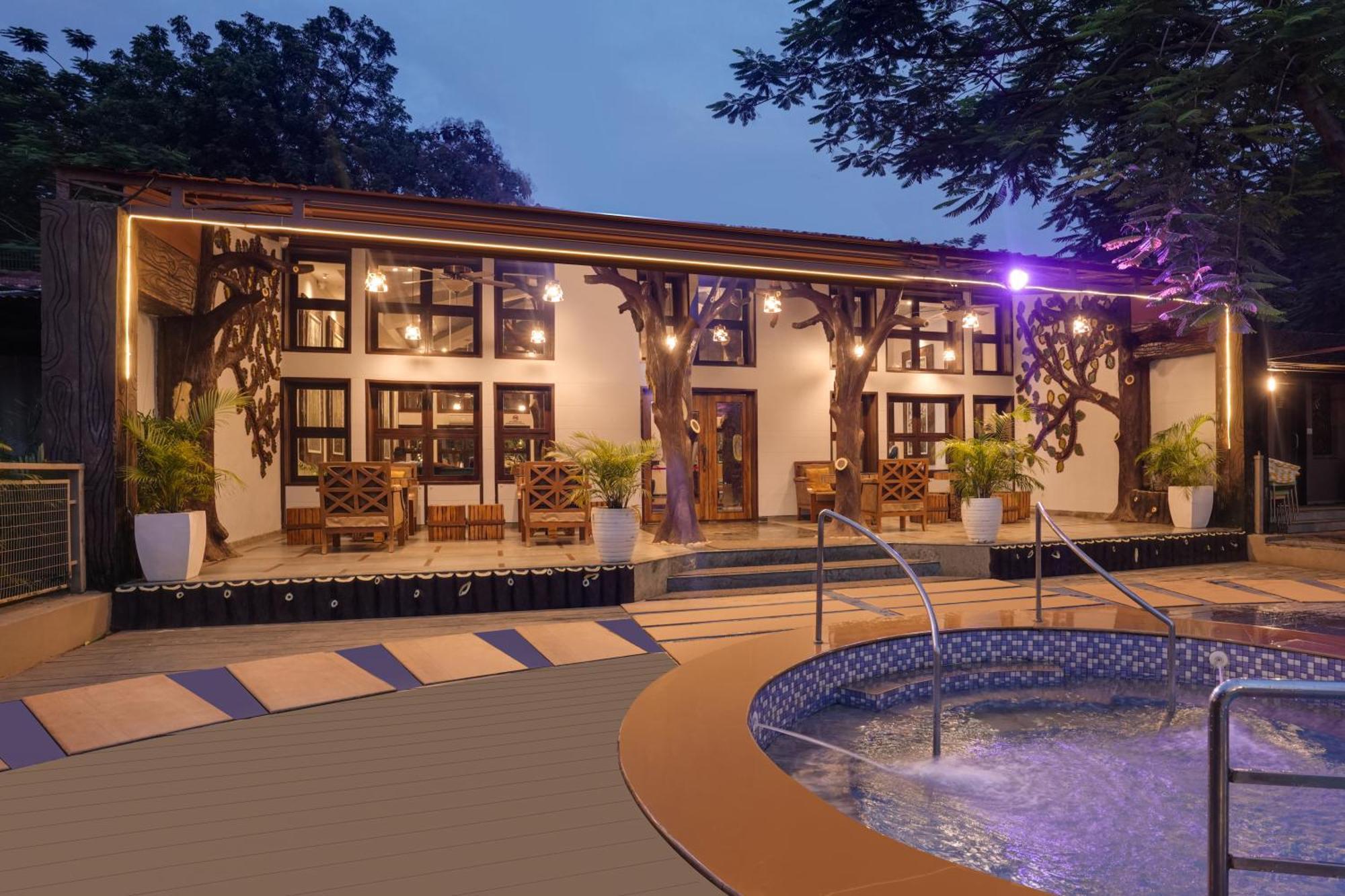 Hotel Club Mahindra Netrang Esterno foto